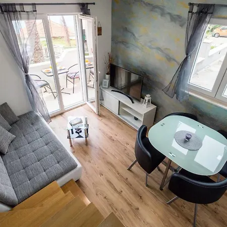 Boutique Wind Rose Apartment By The Beach Podstrana Exteriör bild