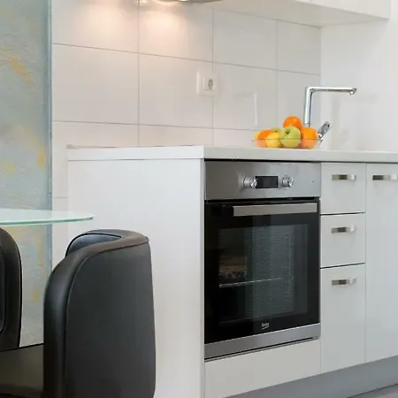 Boutique Wind Rose Apartment By The Beach Podstrana Exteriör bild