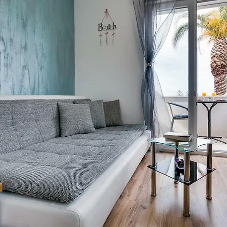 Boutique Wind Rose Apartment By The Beach Podstrana Exteriör bild