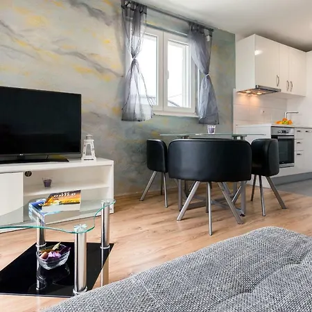 Boutique Wind Rose Apartment By The Beach Podstrana Exteriör bild