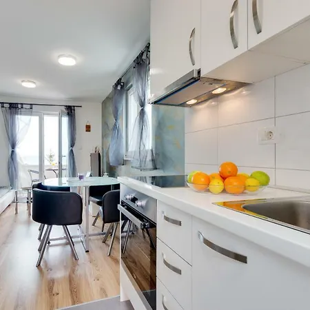 Boutique Wind Rose Apartment By The Beach Podstrana Exteriör bild