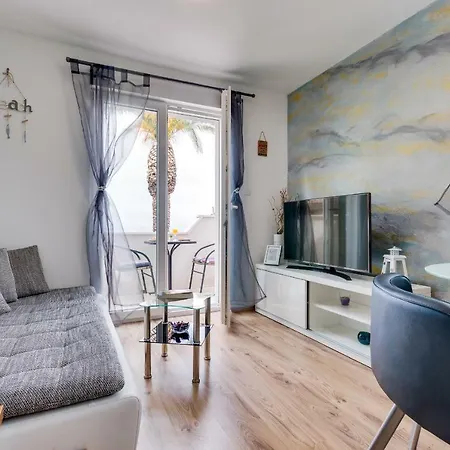 Boutique Wind Rose Apartment By The Beach Podstrana Exteriör bild